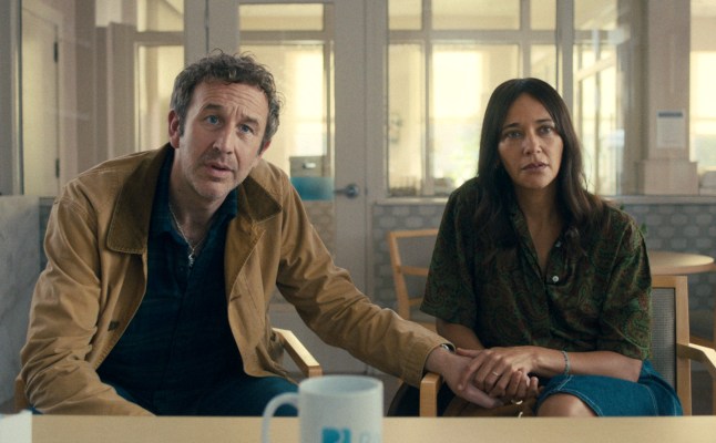 Rashida Jones and Chris O'Dowd in Black Mirror Season 7, episode 1 Common People